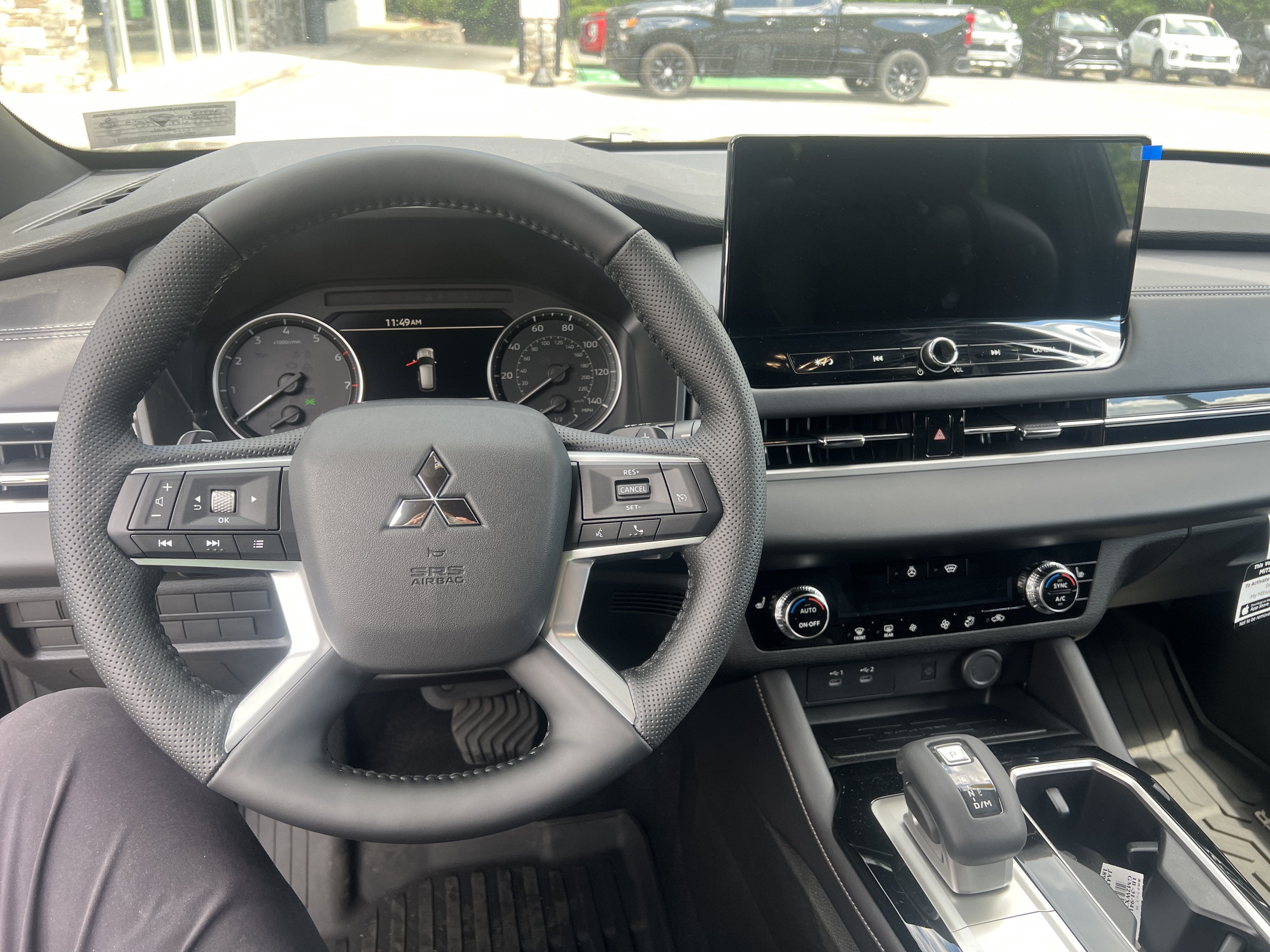 2026 Mitsubishi Outlander LE