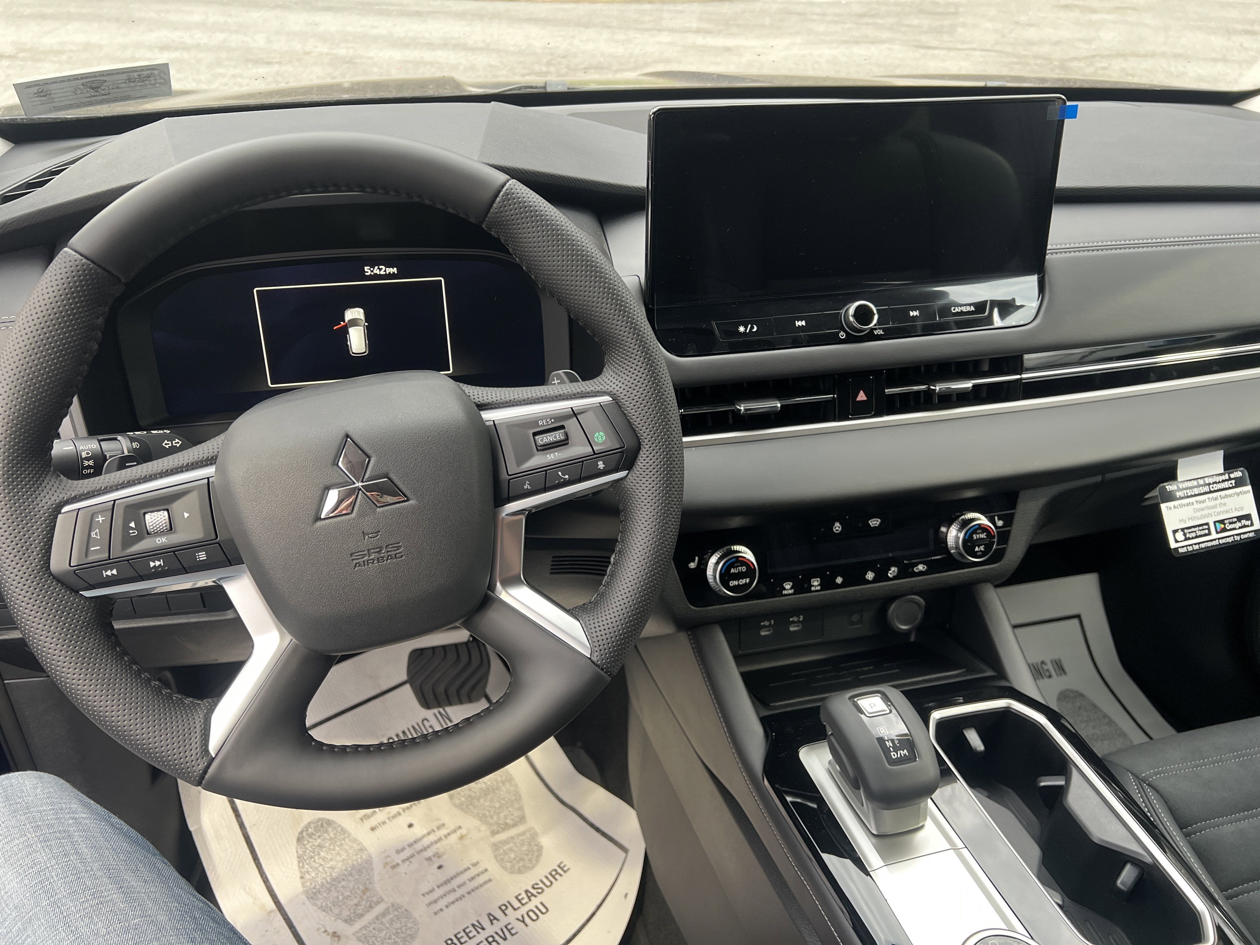 2026 Mitsubishi Outlander SE