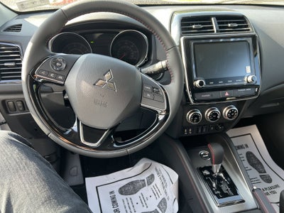 2026 Mitsubishi Outlander LE
