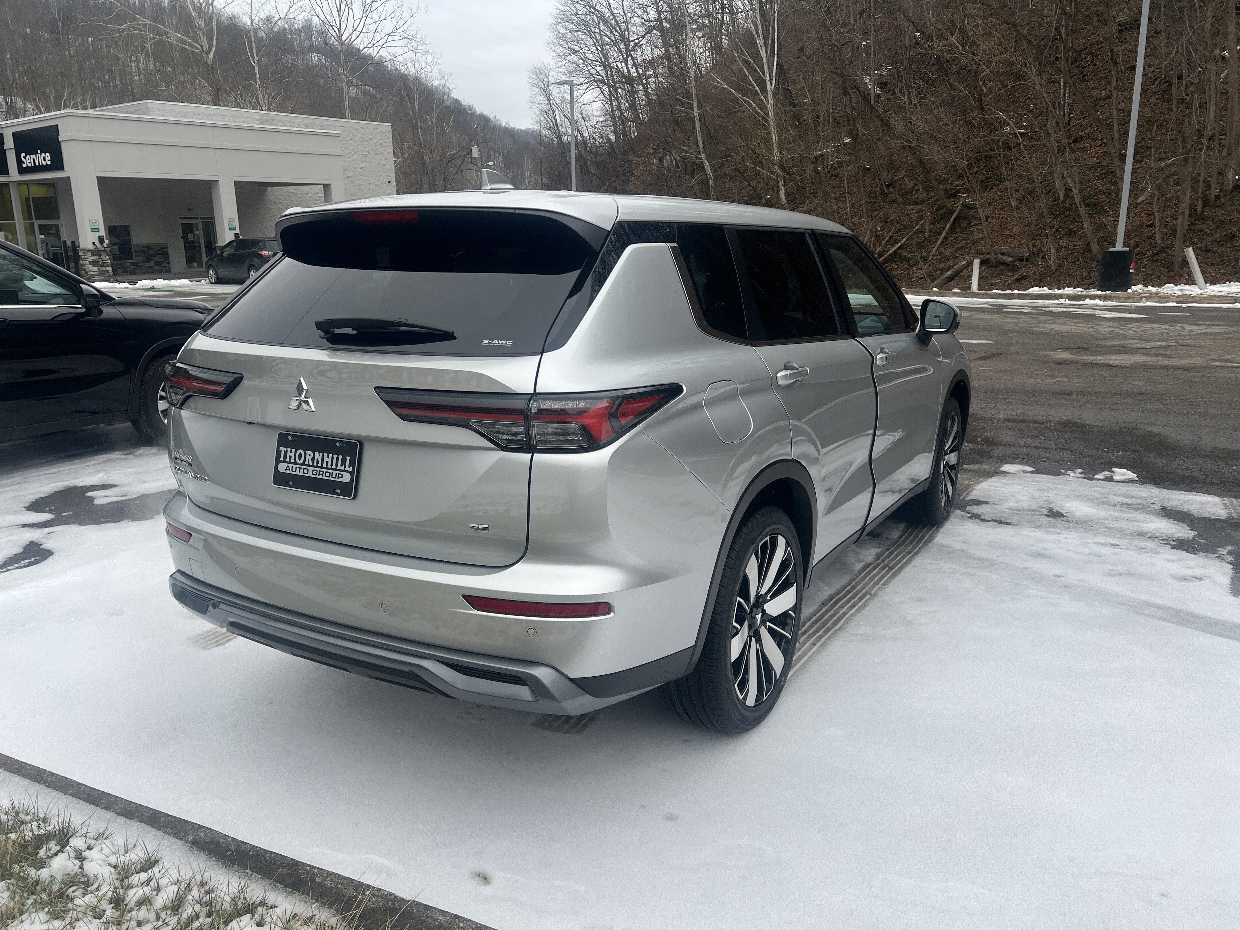 2026 Mitsubishi Outlander SE