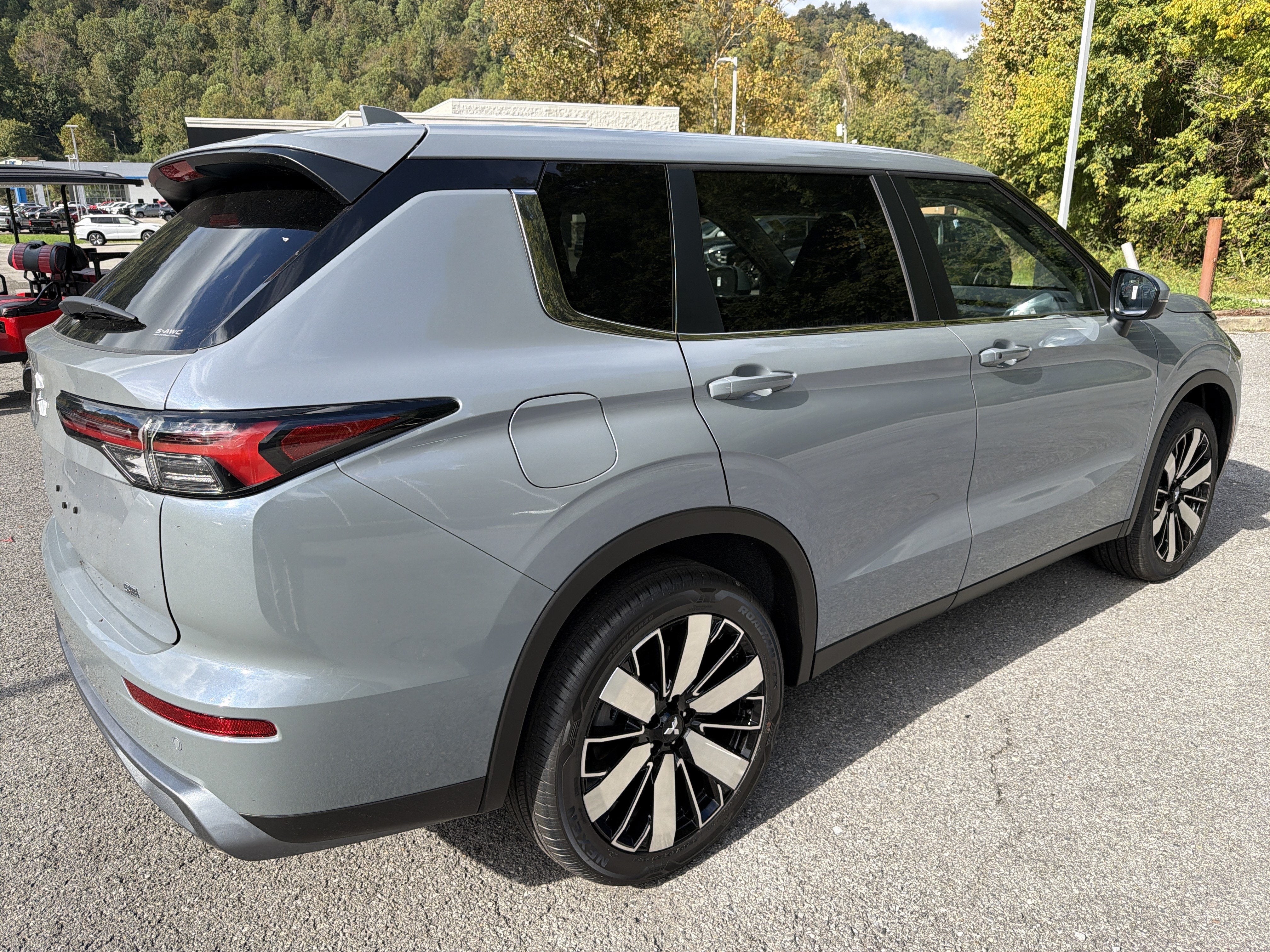 2026 Mitsubishi Outlander SE