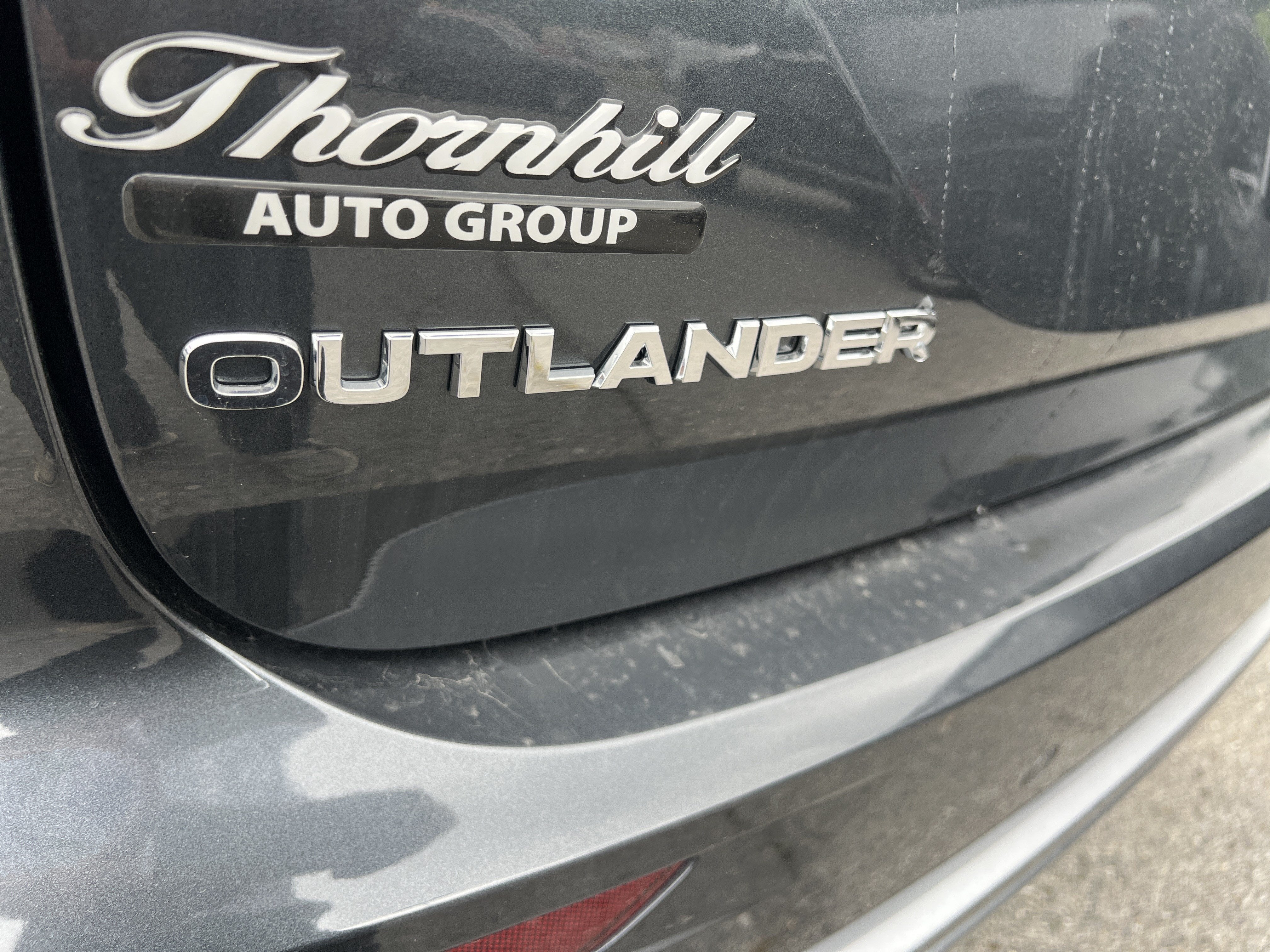 2026 Mitsubishi Outlander SE