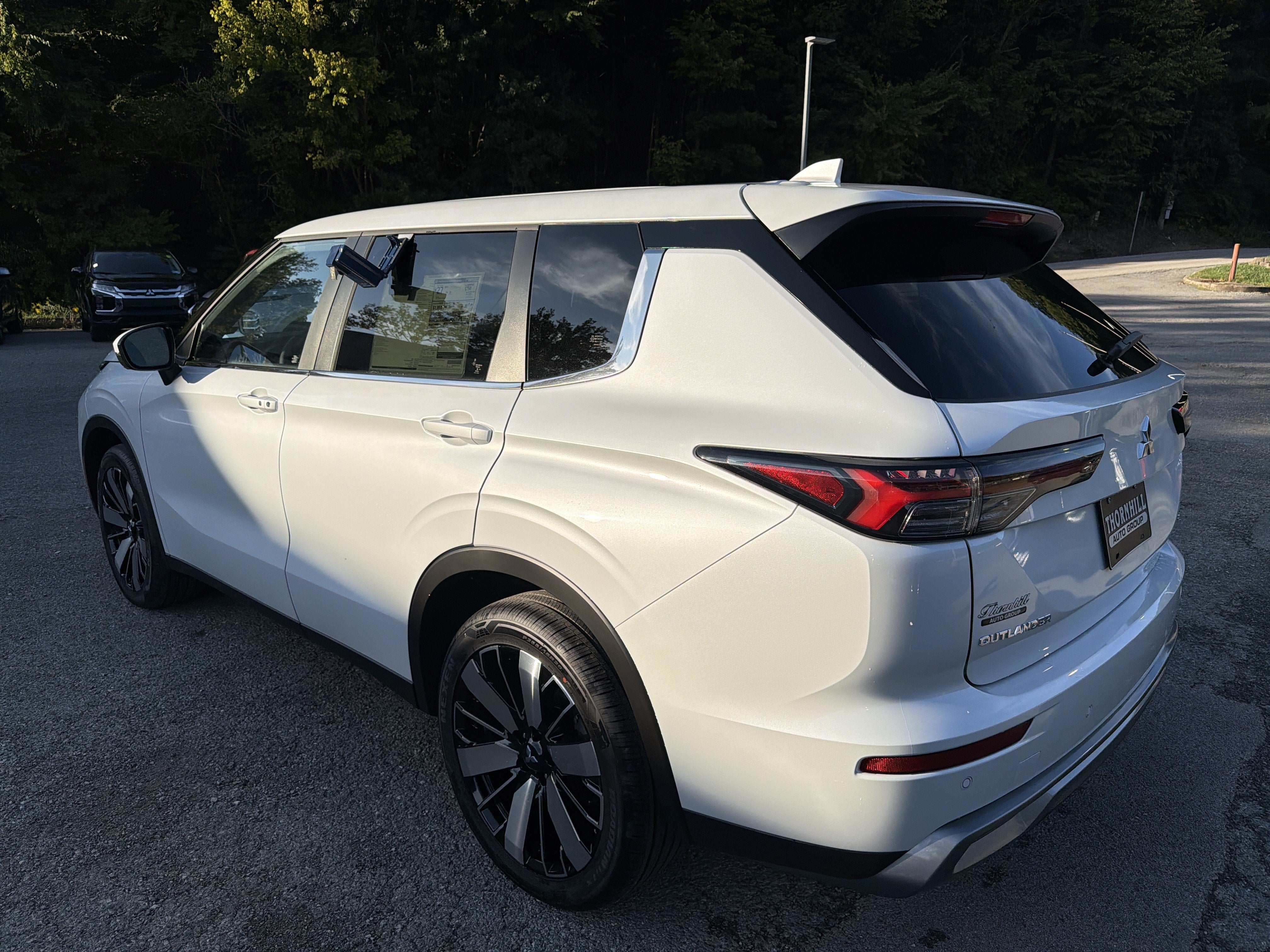 2026 Mitsubishi Outlander SE