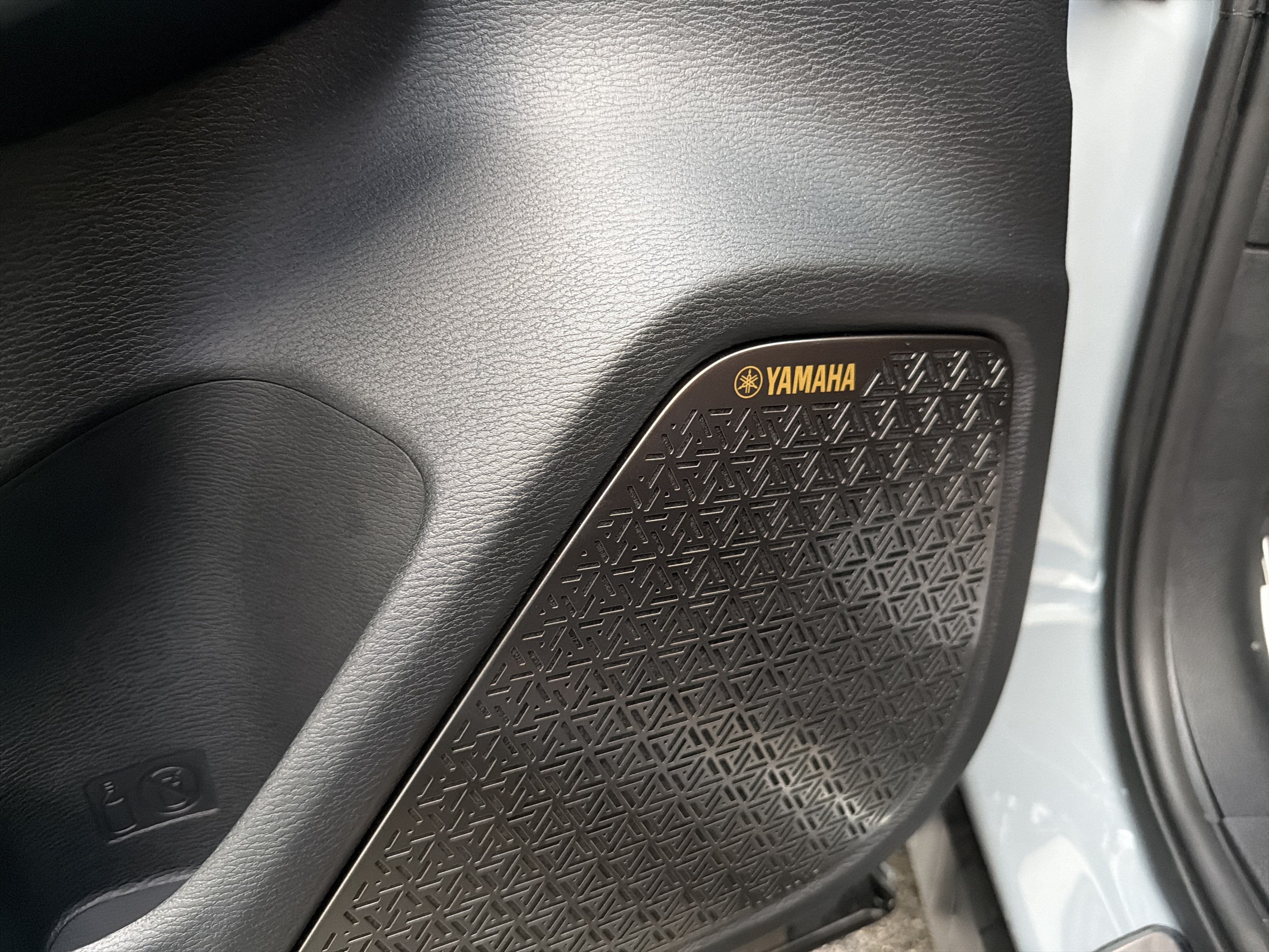 2027 Mitsubishi Outlander SEL