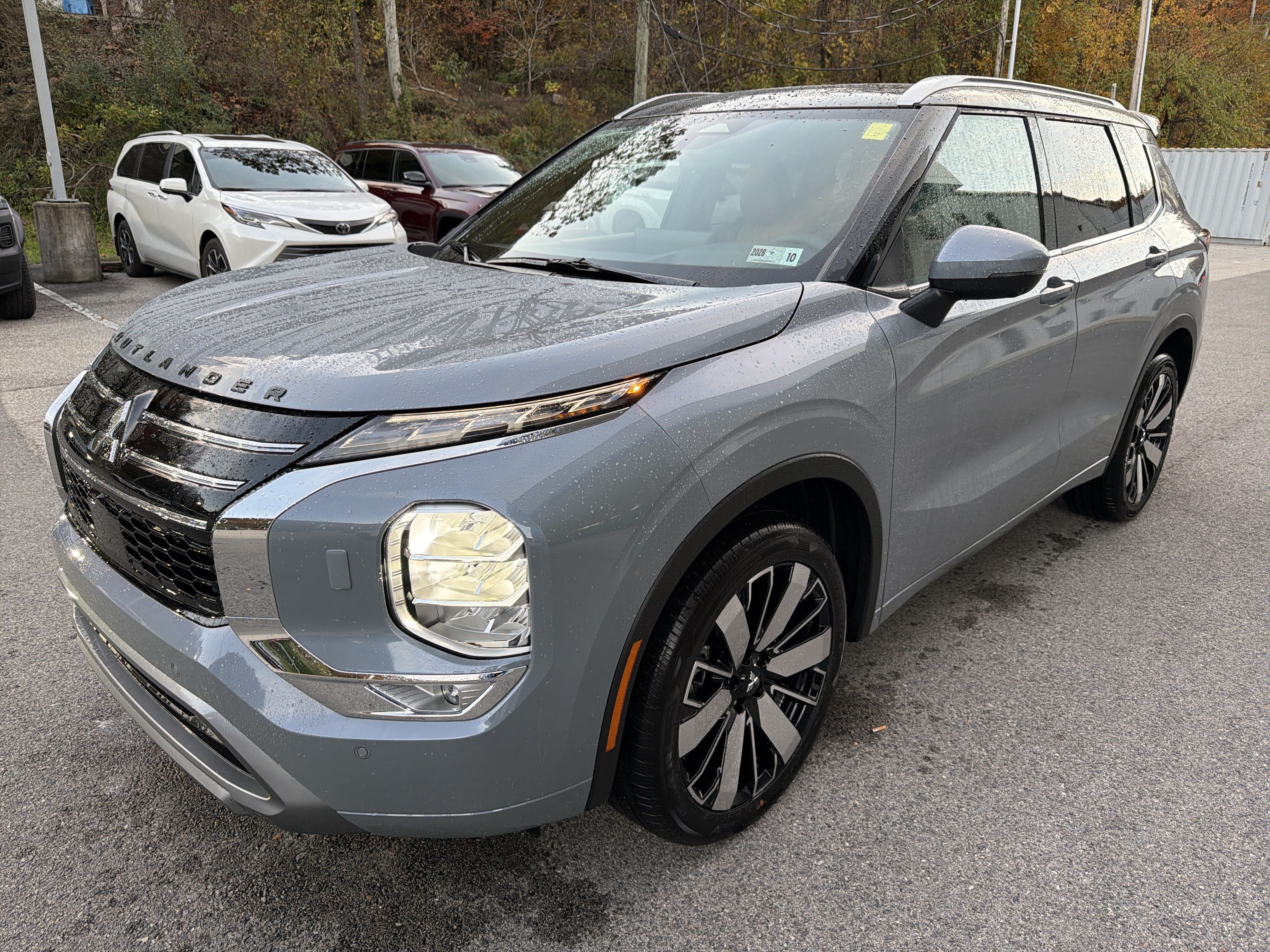 2027 Mitsubishi Outlander SEL