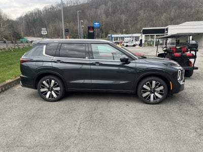 2026 Mitsubishi Outlander SEL